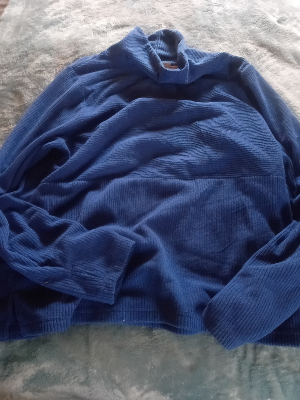 Cozy Blue Rib-Textured Turtleneck Sweater for Women